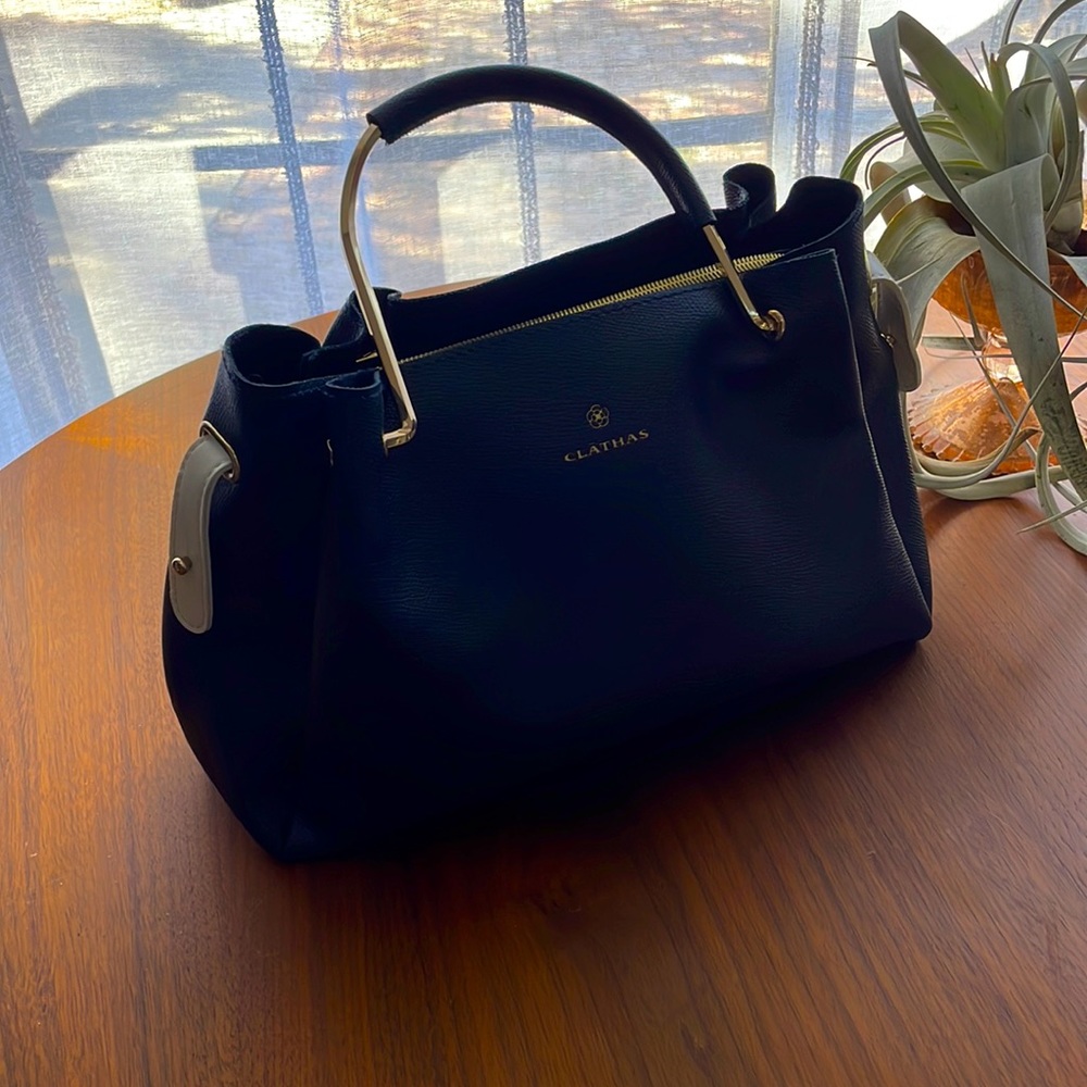 Claythus Clathas handbag. Dark navy and white.
